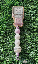 Load image into Gallery viewer, Retractable Badge Reels