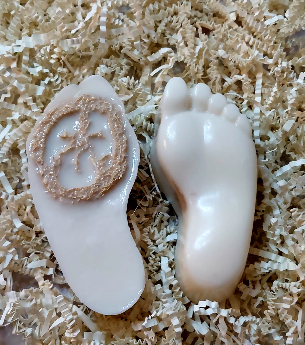 Peppermint Foot Shaped Goat milk soap with loofah(1)
